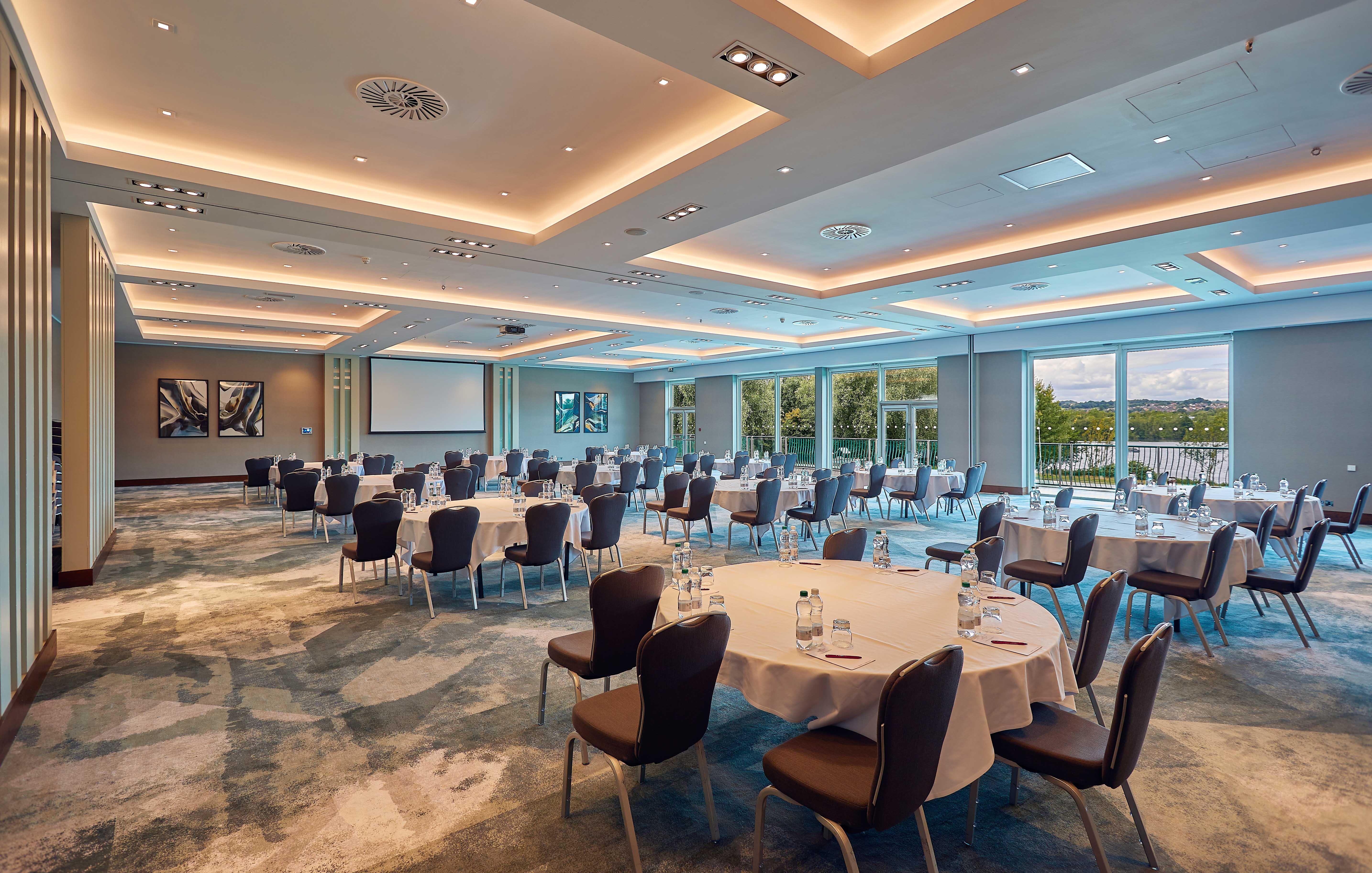 Crowne Plaza Marlow By Ihg Exterior foto