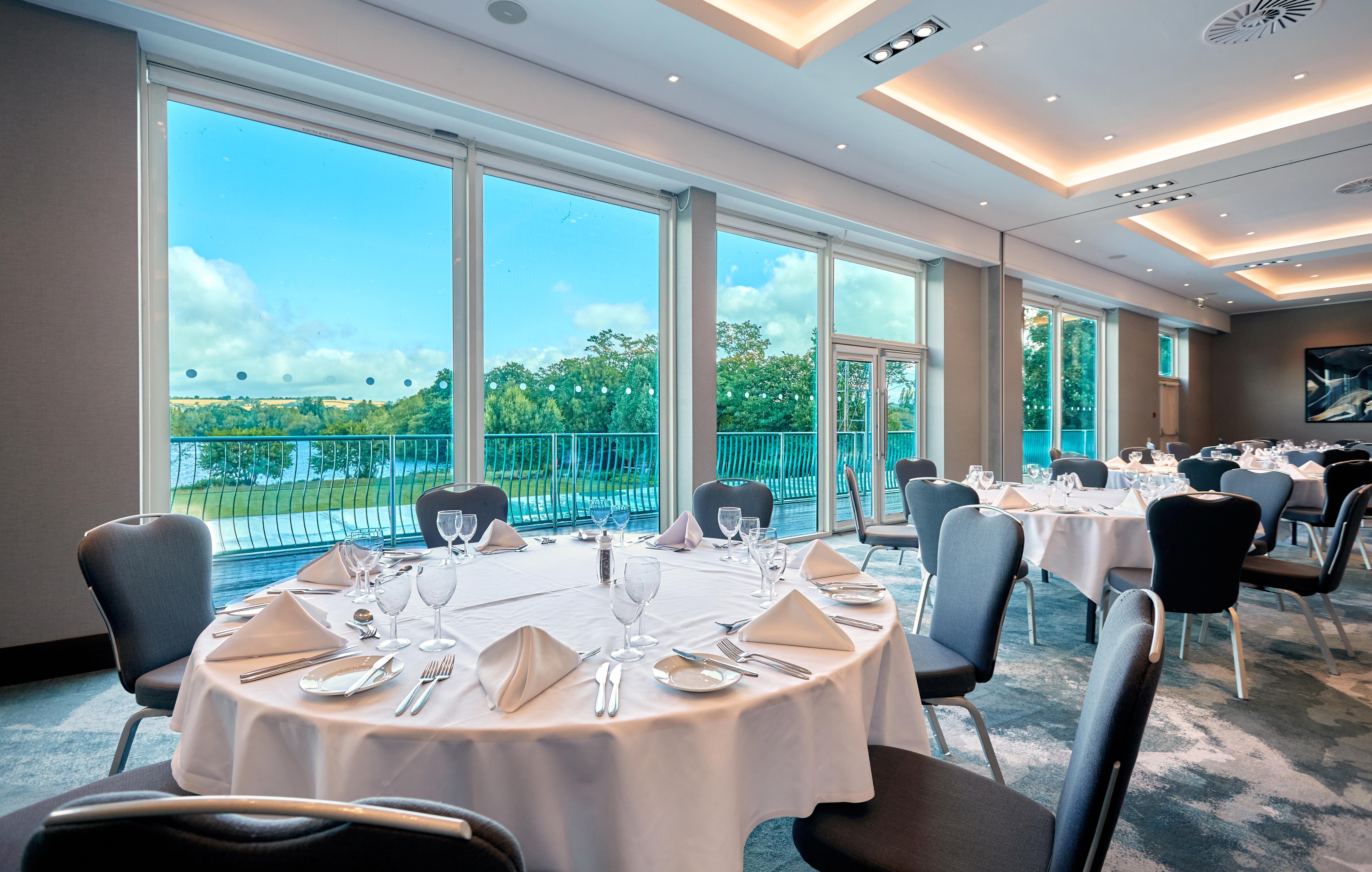 Crowne Plaza Marlow By Ihg Exterior foto