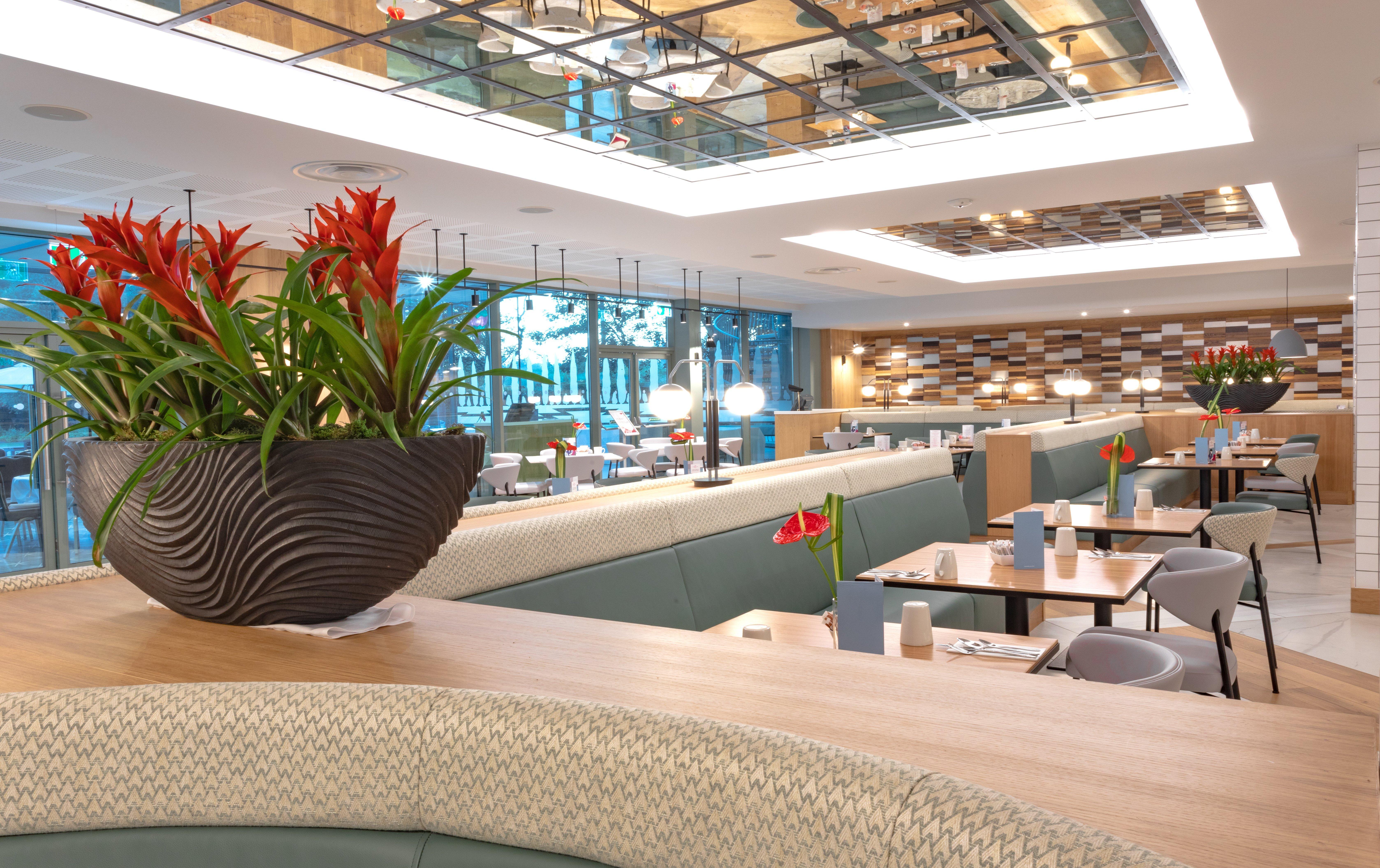 Crowne Plaza Marlow By Ihg Exterior foto