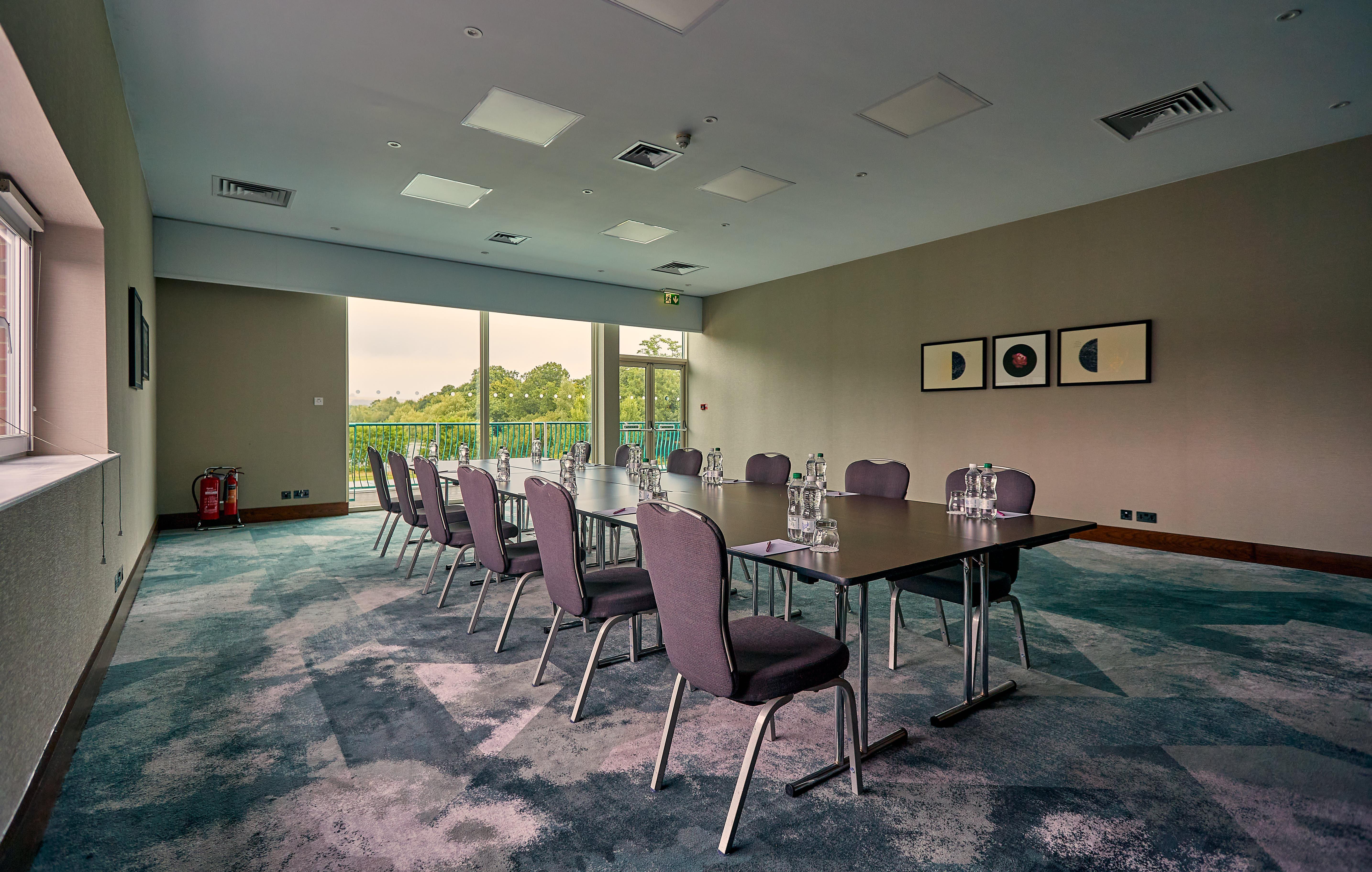Crowne Plaza Marlow By Ihg Exterior foto