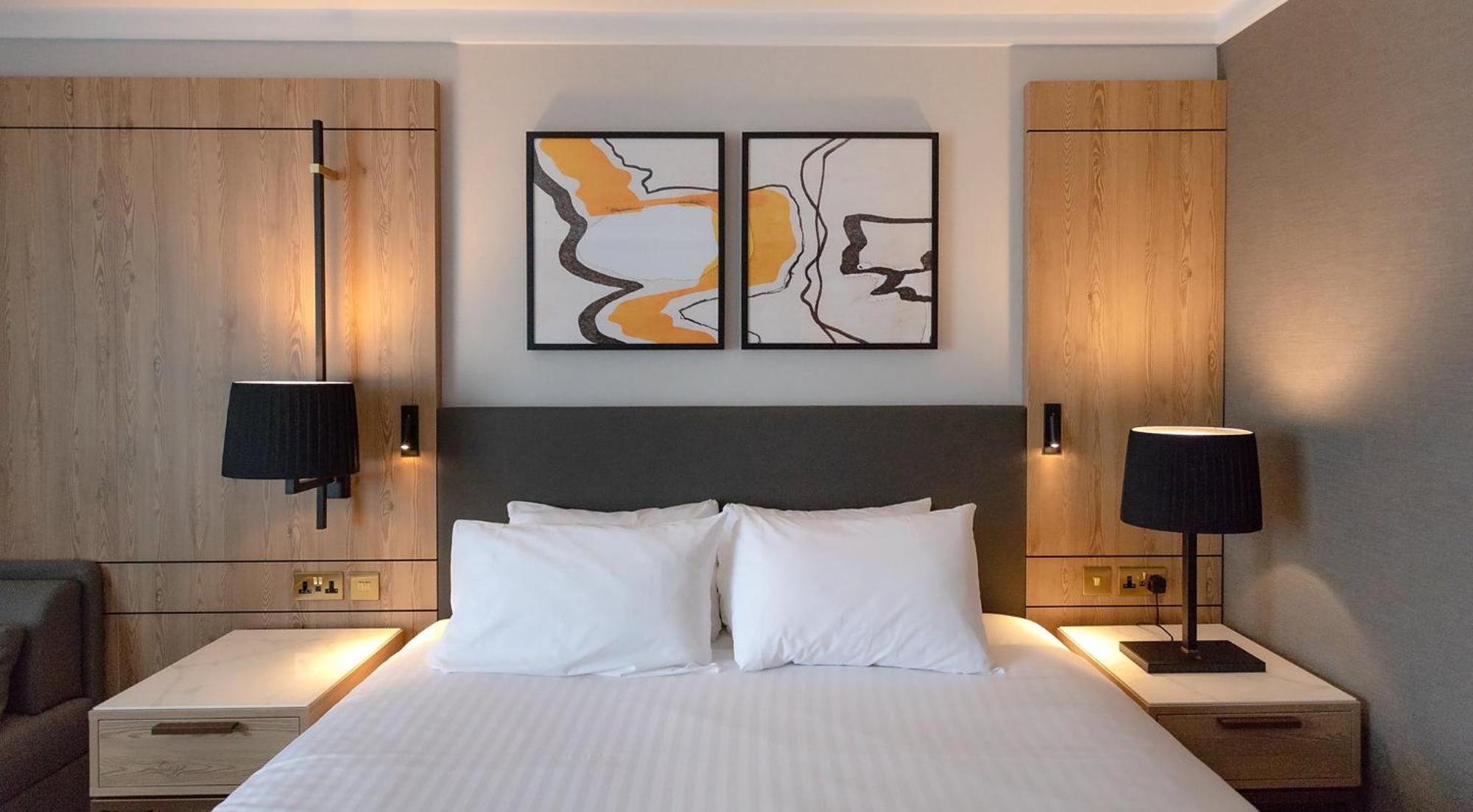 Crowne Plaza Marlow By Ihg Exterior foto