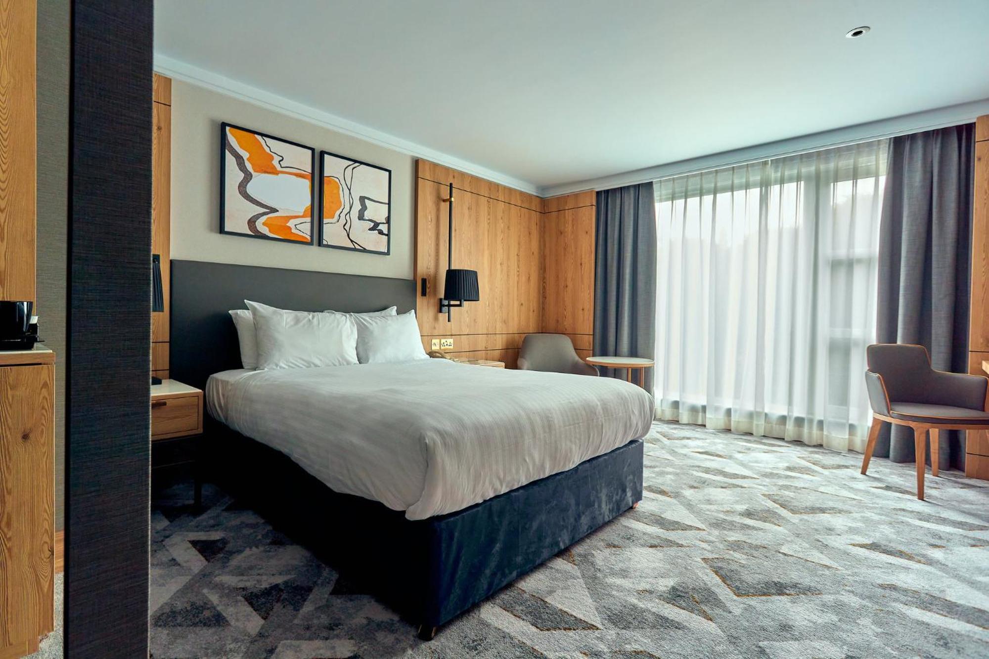 Crowne Plaza Marlow By Ihg Exterior foto